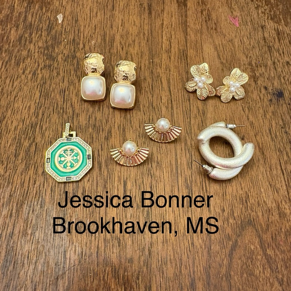 Boutique jewelry lot from discount divas